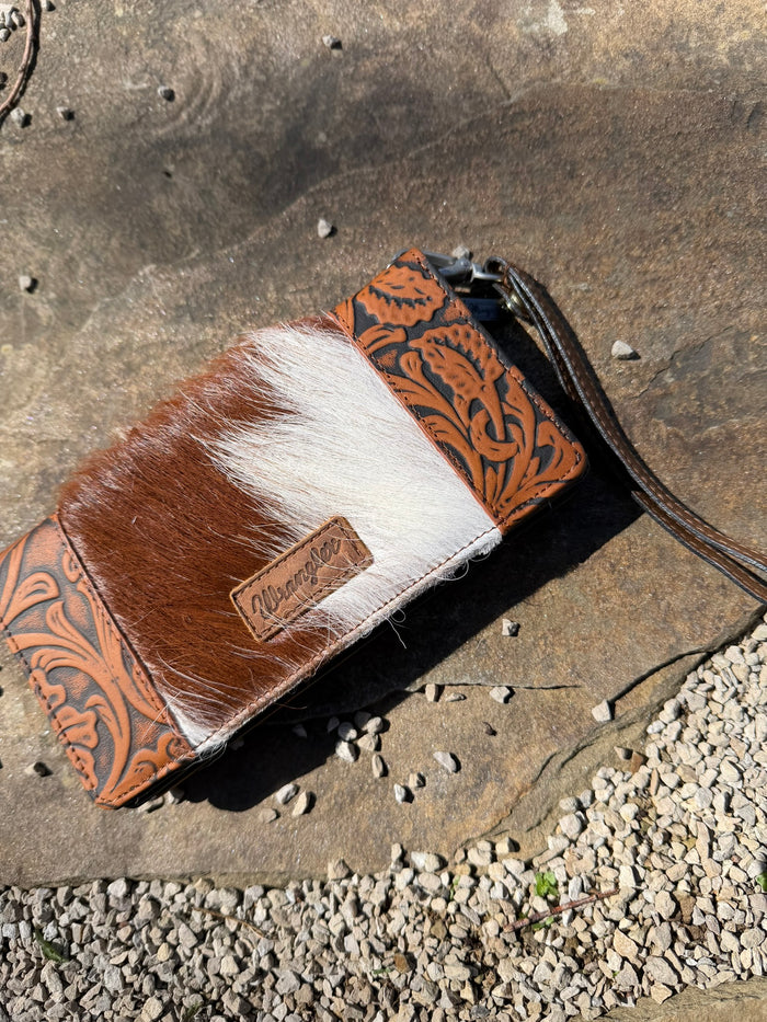 Wrangler Wallet/Wristlet Cowhide + Tooling - Toffee