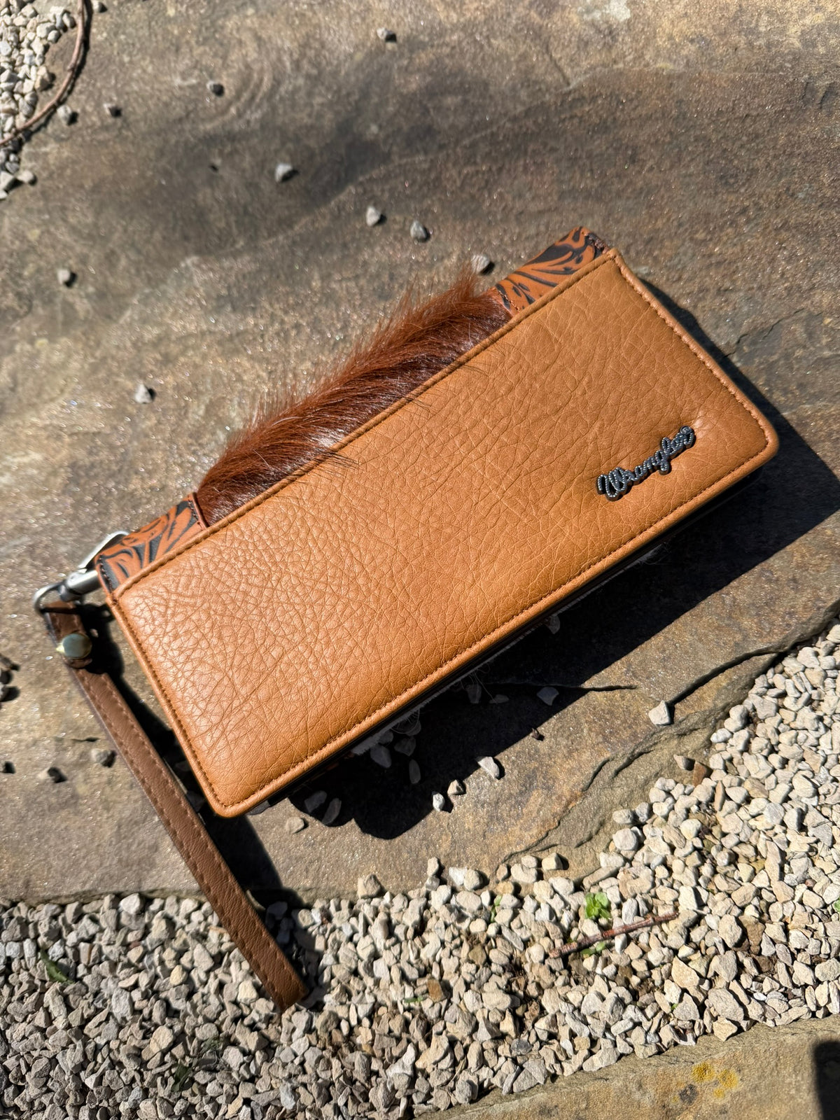 Wrangler Wallet/Wristlet Cowhide + Tooling - Toffee