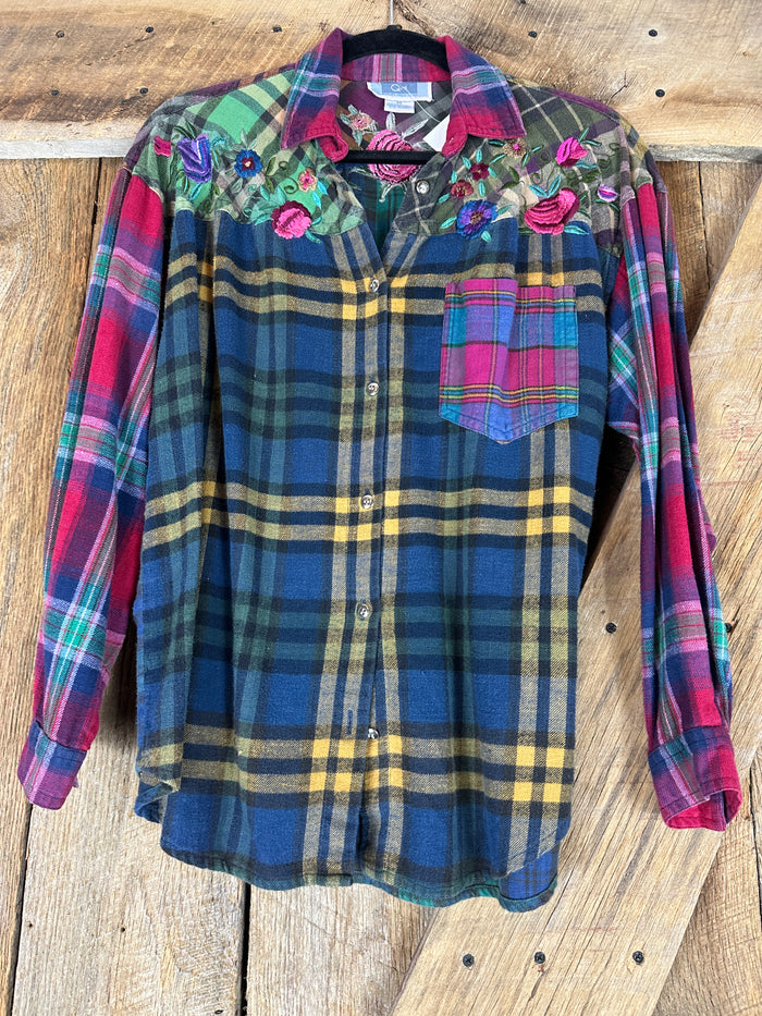 Embroidered Floral Plaid Flannel - M