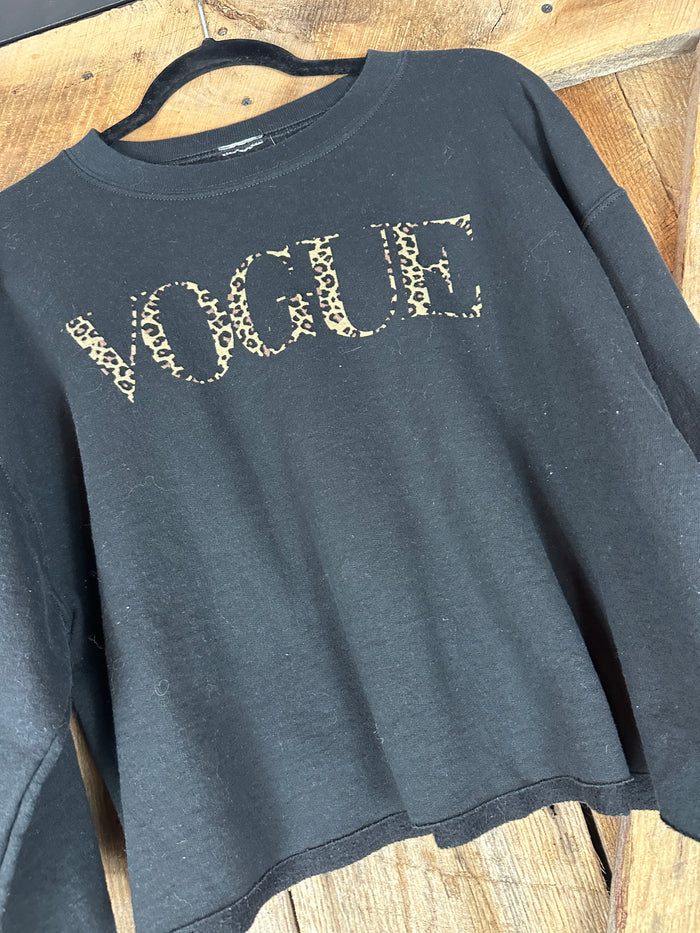 Vogue Sweatshirt  - large