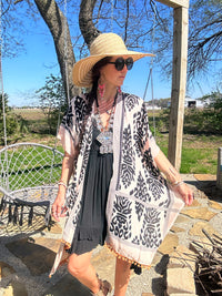 St. Lucia Vaca Style Kimono