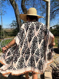 St. Lucia Vaca Style Kimono