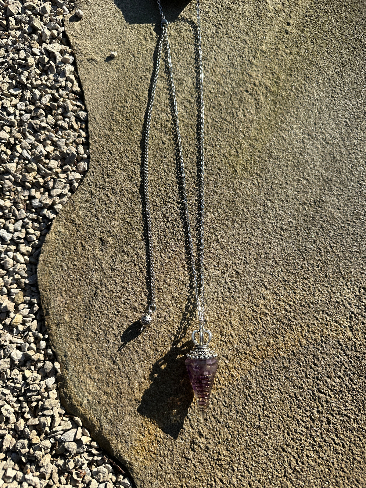 Simple Crystal Pendulum Necklace - Lavender