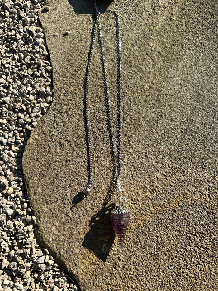 Simple Crystal Pendulum Necklace - Lavender