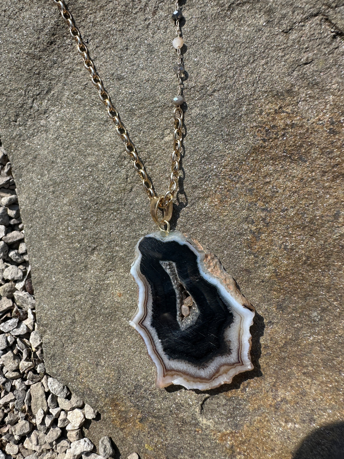 Statement Geode Pendant Necklace - Black + White