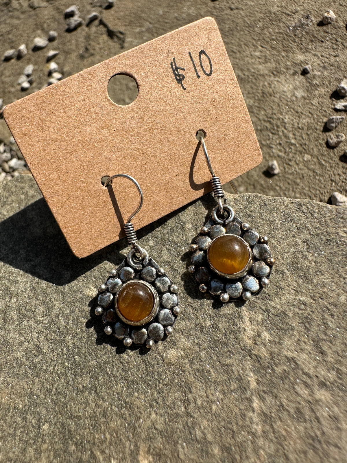 Daisy Simple Earrings