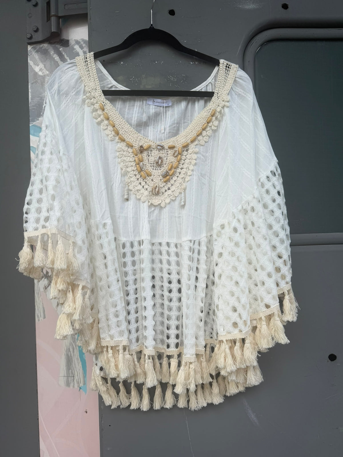 White Seashell Coastal Wave Tassel Top