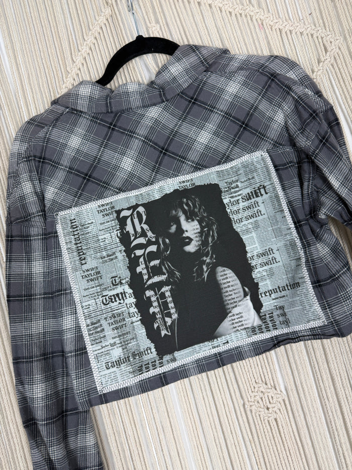 Edgy Classic Crop Plaid Flannel - Med