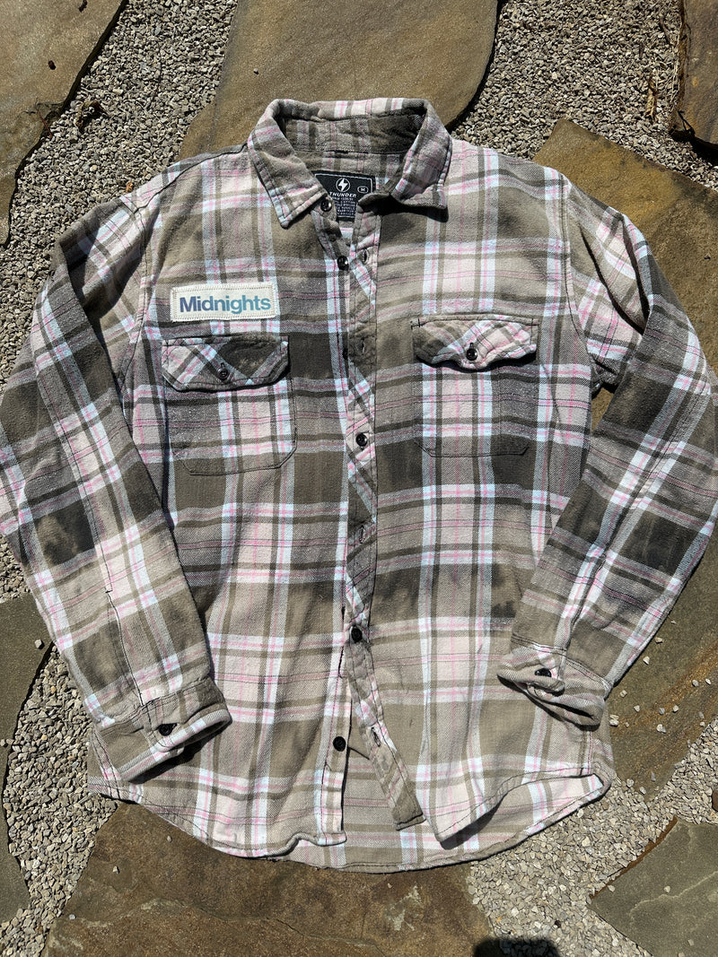 Midnights Distressed Flannel - medium