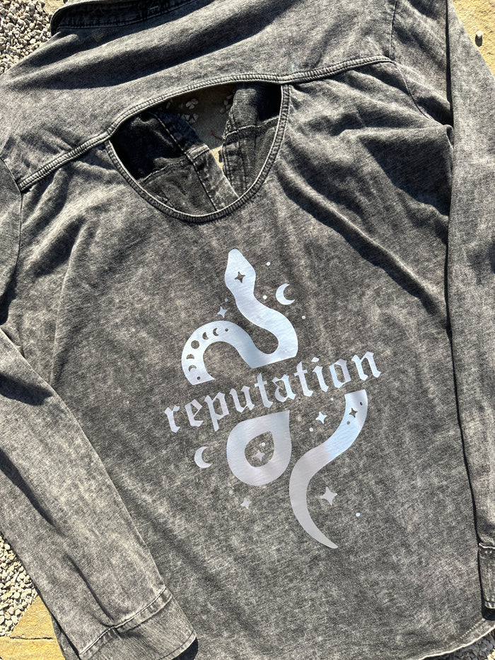 Cut Out Reputation Shirt - 1x
