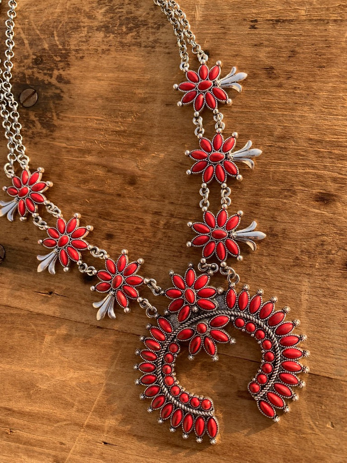 Rojo Star Blossom Necklace Set