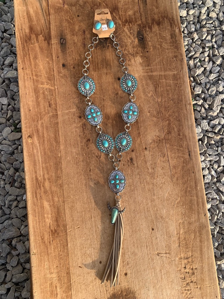 Teal Western Concho Style Necklace Set